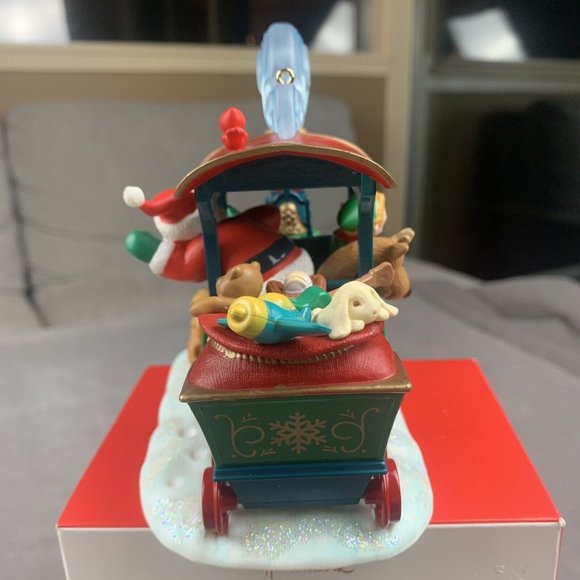 Secret Santa – Ornamento Ricordo Hallmark Keepsake 2014